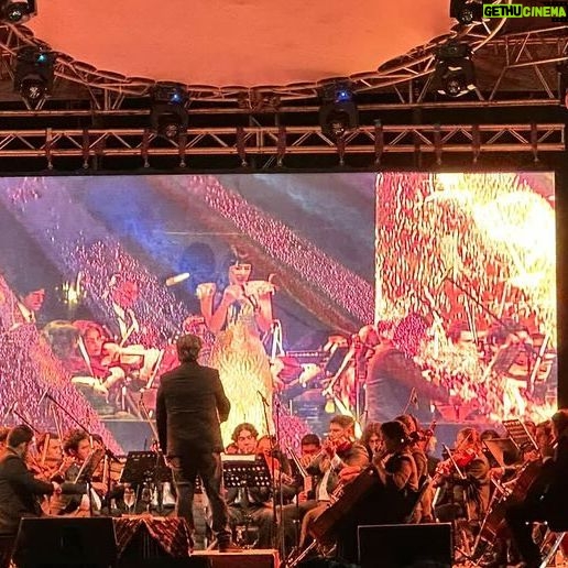 Susana Zabaleta Instagram - 🎼 Qué fantástico concierto el de anoche en #Comitán, con #ZabaletaSinfónica. Me acompañó la @osch_oficial, ¡qué talentos! 🙌🏻 Seguiré recorriendo el país con sus orquestas.