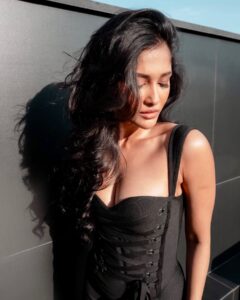 Sushrii Shreya Mishraa Instagram - Taade 🕶️❤️‍🔥 . #Taade #Ruslaan in theatres on 26th April ,See you at the movies 🥰🍿