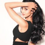 Sushrii Shreya Mishraa Instagram – Take my breath ♾️✨