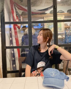 Suttatip Wutchaipradit Instagram - อันปังติดไลฟ์ขาย #ยาดมแมวดำ ที่ตต.