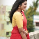 Suveta Shrimpton Instagram - Living 🥀 . . . #photoshoot #sareelove #instagood #instadaily #photooftheday #trending #suvetashrimpton #suvetashrimpton❤️❤️❤️