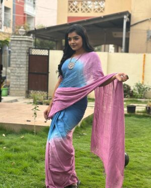 Suveta Shrimpton Instagram - Saree vibes ❤️
🥻vika boutique
.
.
#adshoot #sareelove #shooting #sunnydays☀️ #posingforthecamera #suvetashrimpton❤️❤️❤️