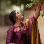 Suveta Shrimpton Instagram – Idhuvum kadandhu pogum 💫
Costumes – @ivalinmabia
Photographer – @camerasenthil
Makeup – @jiyamakeupartistry
Hair – @purpleplusnagu
Shoot Organized by @rrajeshananda 
.
.

#photoshoot #photooftheday #saree #instsgram #instagood #nomakeuplook #casualstyle #photooftheday #suveta #suvetashrimpton #suveta #suvetashrimpton