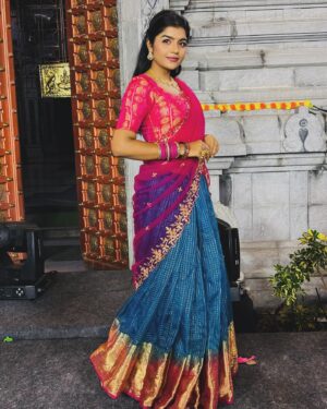 Suveta Shrimpton Instagram - Let’s celebrate 🥳 🎉
🥻 @designed_by_sindhu 
.
.
#pongalcelebration #suntvshow #showtime #halfsareestyle #ilamathi #pongalthiruvizha #poovathalaiyaonsuntv #suveta #suvetashrimpton