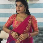 Suveta Shrimpton Instagram – Let’s celebrate 🥳 🎉
🥻 @designed_by_sindhu 
.
.
#pongalcelebration #suntvshow #showtime #halfsareestyle #ilamathi #pongalthiruvizha #poovathalaiyaonsuntv #suveta #suvetashrimpton