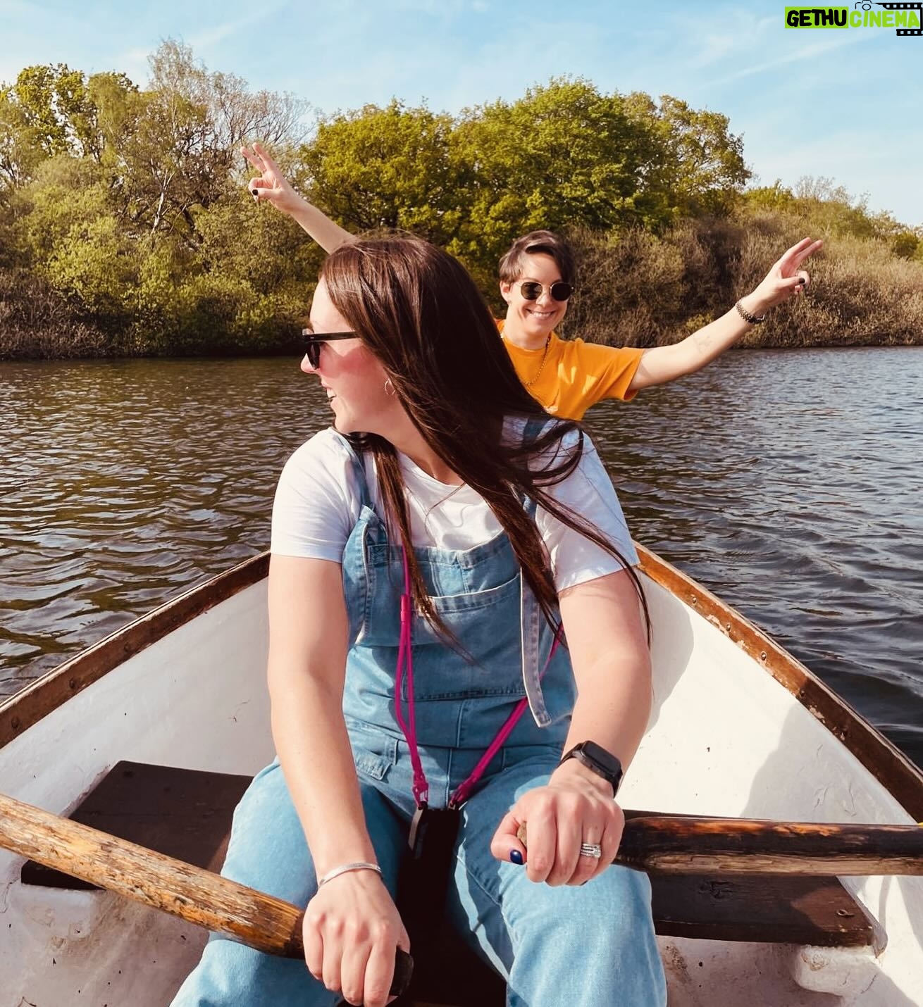 Suzi Ruffell - 4.2K Likes - Never before has a picture been such an accurate representation of our relationship.
She’s rowing us back to shore while I show off for the camera.