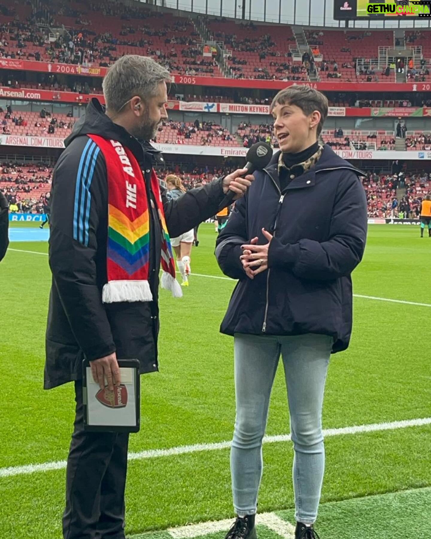 Suzi Ruffell - 4.4K Likes - How incredible to be at the Emirates this afternoon and be part of a WSL record breaking attendance, over 60,000. Thanks so much to @arsenalwfc for inviting me to the match. So amazing to present @liawaelti the award for player of the month, to chat pitch side and on the big screens about @bigkickenergypod and to say hello and goodbye to @jbeattie91