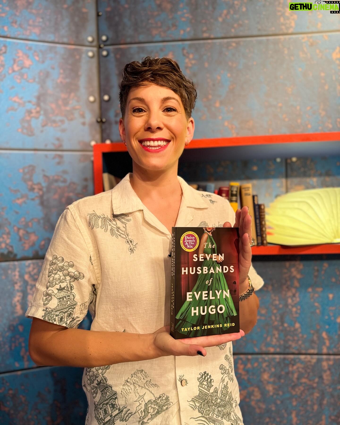 Suzi Ruffell - 2.3K Likes - Tonight BBC2 at 7pm catch me on the excellent TV book club Between The Covers hosted my the marvellous @djsaracox
I chatted about one of my favourite books of year The Seven Husbands of Evelyn Hugo by @tjenkinsreid
👰♀️ 🧍♂️ 🧍♂️ 🧍♂️ 🧍♂️ 🧍♂️ 🧍♂️ 🧍♂️ 👩❤️👩