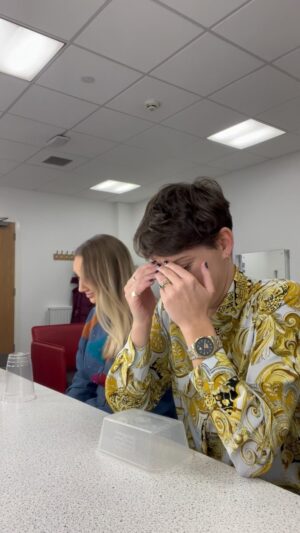 Suzi Ruffell Instagram - Seeing as so many people have asked, here’s us learning the cups.
My favourite moment was when Jenny said ‘Take your rings off you’re married to cups now’