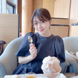 Suzuko Mimori Instagram - 🍦🍧🥞🍧
着られる服が3着くらいしかなくなった…これが臨月か😇
ただいま11キロ増！さて、元に戻るかな？😇
#mimorisuzuko #mimorin #臨月 #マタニティライフ #ダイエットは来月から