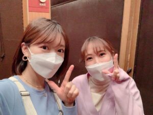 Suzuko Mimori Instagram - くっすん💓久しぶり😍

ラブライブ！シリーズって、心にグッと刺さる歌詞が本当に多いよね。今日のラブライブ三昧で改めて感じたよ♪
後輩ちゃんたちの頑張りも嬉しいし、ファンの皆さんがどんどん輪を広げていってくれるのも嬉しい✨
こんなに長く続くコンテンツにしてくれてありがとう❤️
#mimorisuzuko #楠田亜衣奈 #三森すずこ #lovelive