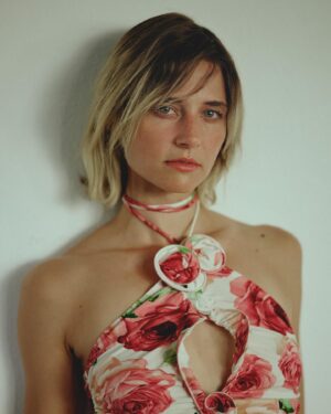 Svenja Jung Instagram - 🖌️🎨
With these incredible people: 
📸 @pascalbuenning 
Styling @josepharodriguez_styling 
H&M @helenanarra 
♥️♥️♥️
