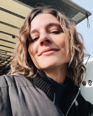 Svenja Jung Instagram - Last weeks…Jede Sekunde mit euch geliebt 🫶🏼DANKE!! Bestes Team ! 
#Helix @ard @ardmediathek @wdr