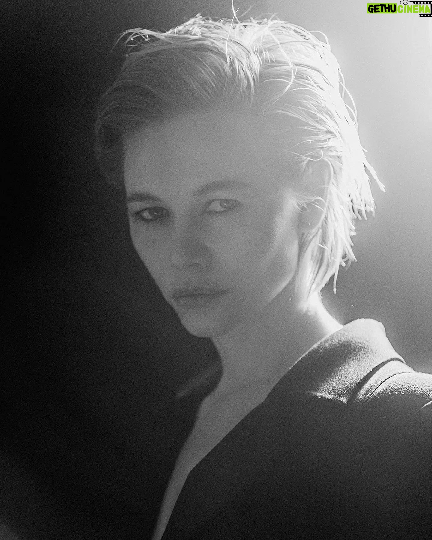 Svetlana Ustinova - 1.8K Likes -