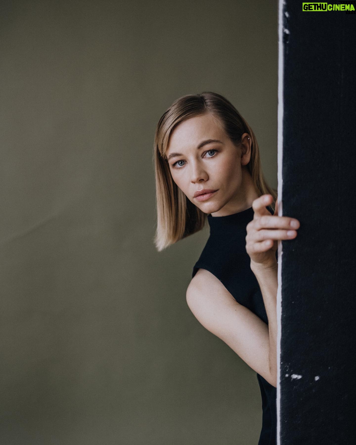 Svetlana Ustinova - 2K Likes - 🍀Замечательная статья вышла на @theblueprint.ru «Он в своем мире и в этот мир мне доступа нет»: Как живут люди с деменцией и их родные. И чем отличается деменция от Альцгеймера.
Ссылка на статью в шапке профиля
🍀
@dementia_net
@alzrus
Фонды занимающиеся вопросами профилактики деменции
🍀#Времягодазима - фильм, рассказывающий о семье, в которой случилась эта болезнь. Смотреть на @kinopoisk @premier_online @ivi_official
Photo @slav_no
Muah @s_shayda