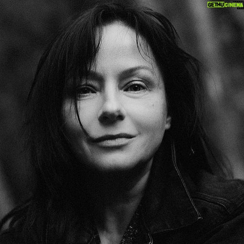 Svetlana Ustinova - 2.6K Likes - Сегодня в 20.15 показ фильма «Время года зима» в рамках фестиваля «Каро-Арт». Билеты можно приобрести на сайте кинотеатра.
С 24го ноября фильм выходит в широкий прокат.