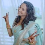 Swanandi Tikekar Instagram - In my element ✨ with @saudamini_handloom ‘s Beautiful revived Handwoven ‘Asawali Tawa Pallu’ Pastel Paithani 🥰 . Shot by @prathamesh__kale_photography Saree by @saudamini_handloom Blouse by @nishfash_design_studio Ashish’s Outfit by @saudamini_handloom Makeup & Hair by @facestoriesbyhiralkale Draping by @nilam_art1687 Garlands by @swatiwaghcreation Event Coordination by @amru_tak @kalasystudios Exclusive PR & Management by @n.i.d.s_ @wechitramedia . #SwanandiAshish #Engaged #SwanandiTikekar