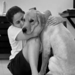 Swanandi Tikekar Instagram - I never thought that i would live with a pet and that i had the capacity to love a pet sooo much!!! Majha mellow! ❤️❤️❤️ Thank you @ashishkulkarni.music for coming in my life with is plus one!!! #petlove #goldenretriever #love #grateful