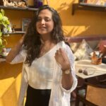 Swanandi Tikekar Instagram – Tu Kya jaane !!! ❤️

#moments #love #yellow #anandi #swanandi #chamkila