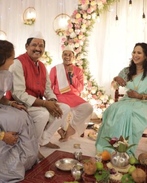 Swanandi Tikekar Instagram - Coz Candids are foreva! ❤️

📷 @thebrightland.co 

#candids #photodump #family #allsmiles #love #gratitude #blessings #notashoot #thisisreal #swananditikekar