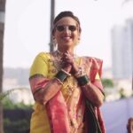Swanandi Tikekar Instagram – Contrast of what most of the brides are, I was too excited, happy and eager for my wedding!😁 (You can see that obviously!)🙈 What a day it was!🥰

Beautiful Pure Handloom Asawali Saree by @saudamini_handloom 💛
Blouse : @nishfash_design_studio 
Ashish’s Outfit : @raayaethnic_
Jewellery : @pngadgilandsons 
Styling : @saudamini_g
Draping : @nilam_art1687 
Swanandi’s MUAH : @khushbooghodke 
Ashish’s MUAH : @krishna_deshmukh_makeup 
Video : @lensfixed_onkarabhyankar
Asthetics & Skincare : @thefacestudio.in 
Socials and Exclusive PR : @wechitramedia @n.i.d.s_ 
.
#AshishKulkarni #SwanandiTikekar #Anandi #Wedding