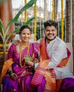 Swanandi Tikekar Instagram - That Magical Moment!♥️✨ @khushbooghodke dolled me up for all my wedding looks and her work is great. Loved working with you Khushboo. Thank you!🤗 Swanandi’s MUAH : @khushbooghodke Ashish’s MUAH : @krishna_deshmukh_makeup Saree : @saudamini_handloom Blouse : @nishfash_design_studio Ashish’s Outfit : @saudamini_handloom Jewellery : @pngadgilandsons Styling : @saudamini_g Draping : @nilam_art1687 Pictures : @lensfixed_onkarabhyankar Asthetics & Skincare : @thefacestudio.in Socials and Exclusive PR : @wechitramedia @n.i.d.s_ #SwanandiTikekar #AshishKulkarni #Wedding #ANANDI 💕