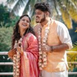 Swanandi Tikekar Instagram - Can’t wait to make her my Mrs!😘 @swananditikekar ❤️ . Clicked by @lensfixed_onkarabhyankar ✨ Asthetics & Skincare by @thefacestudio.in Socials and PR by @wechitramedia @n.i.d.s_ . . . #AshishKulkarni #SwanandiTikekar #Anandi #PreweddingRituals #Blessed