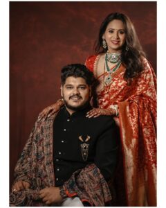 Swanandi Tikekar Instagram - I found my love story in you!❤️ Love you, my forever! ♾️ #WeAreMarried 😁 Saree : @saudamini_handloom Blouse : @nishfash_design_studio Ashish’s Outfit : @raayaethnic_ Jewellery : @jizajewellerystudio Styling : @saudamini_g Draping : @nilam_art1687 Swanandi’s MUAH : @khushbooghodke Ashish’s MUAH : @krishna_deshmukh_makeup Pictures : @lensfixed_onkarabhyankar Asthetics & Skincare : @thefacestudio.in Socials and Exclusive PR : @wechitramedia @n.i.d.s_ #ANANDI #SwanandiTikekar #AshishKulkarni #SwanandiAshish #Reception #Blessed