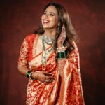Swanandi Tikekar Instagram - Reception Evening ✨♥️ This beautiful and unique jewellery by @jizajewellerystudio made my reception look more special.🥰 Thank You ✨ Jewellery : @jizajewellerystudio Saree : @saudamini_handloom Blouse : @nishfash_design_studio Styling : @saudamini_g Draping : @nilam_art1687 Swanandi’s MUAH : @khushbooghodke Pictures : @lensfixed_onkarabhyankar Asthetics & Skincare : @thefacestudio.in Socials and Exclusive PR : @wechitramedia @n.i.d.s_ #ANANDI #SwanandiTikekar #AshishKulkarni #SwanandiAshish #Reception #Blessed