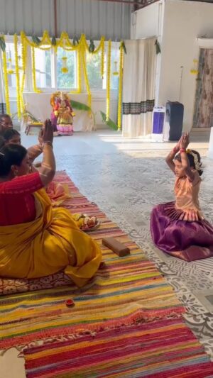 Swarnamalya Instagram - Vijaya Dashami is such an important ritual @rangamandiraacademy  it is a new year for us. Offering ourselves to our art, our gurus, our co artistes and to God