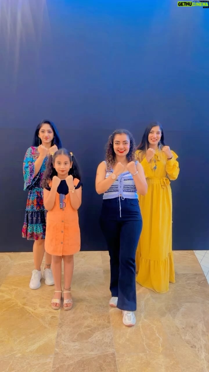 Swathi Sharma Instagram - With my cuties😘🤩 #reels #reelsinstagram #friendship #cute #funtimes #friends