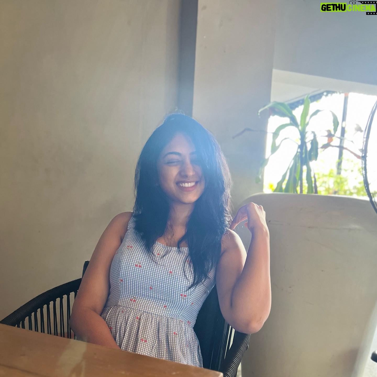 Swathi Sharma Instagram - Self love🩵 #selflove #selfcare #self #beingme #metime #loveyourself #benatural #naturalme