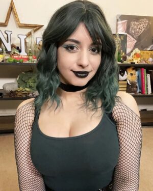 Sweet Anita Instagram - 18 DAYS OF GOTHMAS [DAY 13]
