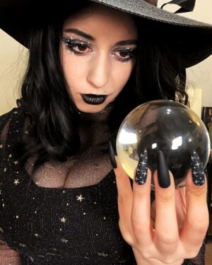 Sweet Anita Instagram - 18 DAYS OF GOTHMAS [DAY 15]