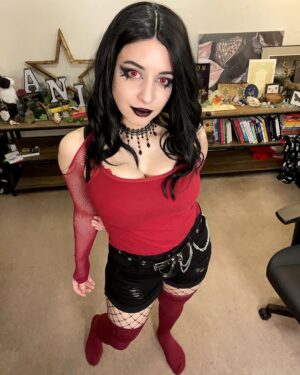 Sweet Anita Instagram - 18 DAYS OF GOTHMAS [DAY 14]
