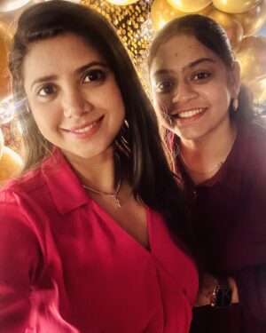Swetha Khelge Instagram - Birthday dump!🥰💃🏼 
 
#swethakhelge #birthday #photodump #friends #fun #love #gratitude