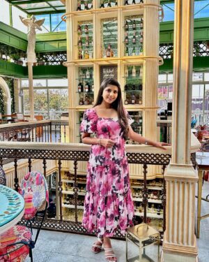 Swetha Khelge Instagram - Just a series of favourite pictures from my favourite day❤️🧿

Pc- @arpitha_khelge 

#swethakhelge #birthday #birthdayoutfit #feltcute #blessed
