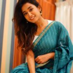 Swetha Venugopal Instagram - Elegance in every shade of blue Shot by @frames_arw Earrings @thegarnet.in