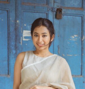 Swetha Venugopal Instagram - 🪻
Shot by @thatmadraskaran