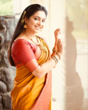 Syamantha Kiran Instagram - Saree time!
