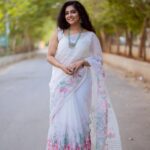 Syamantha Kiran Instagram - Happy Bhogi 🫰Flame your past in Bhogi and welcome the new year with hope. May the season of harvest bring out the best in us ❤️. May the Sun God bless us with good health, wealth and prosperity. Happy Pongal all 💜 Makeup Artist @jeru_bridal_studioo Hairstylist @shadesofyourdream Photographer @xposurestudio.in Outfit @sesha_bridalwear Jewellery @hiranmayi_chennai