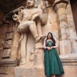 Syamantha Kiran Instagram - Immersed in this history of beautiful chola art and architecture #chola #gangaikondacholapuram #temple #gangaikondacholapuramtemple #cholaarchitecture #cholastyle