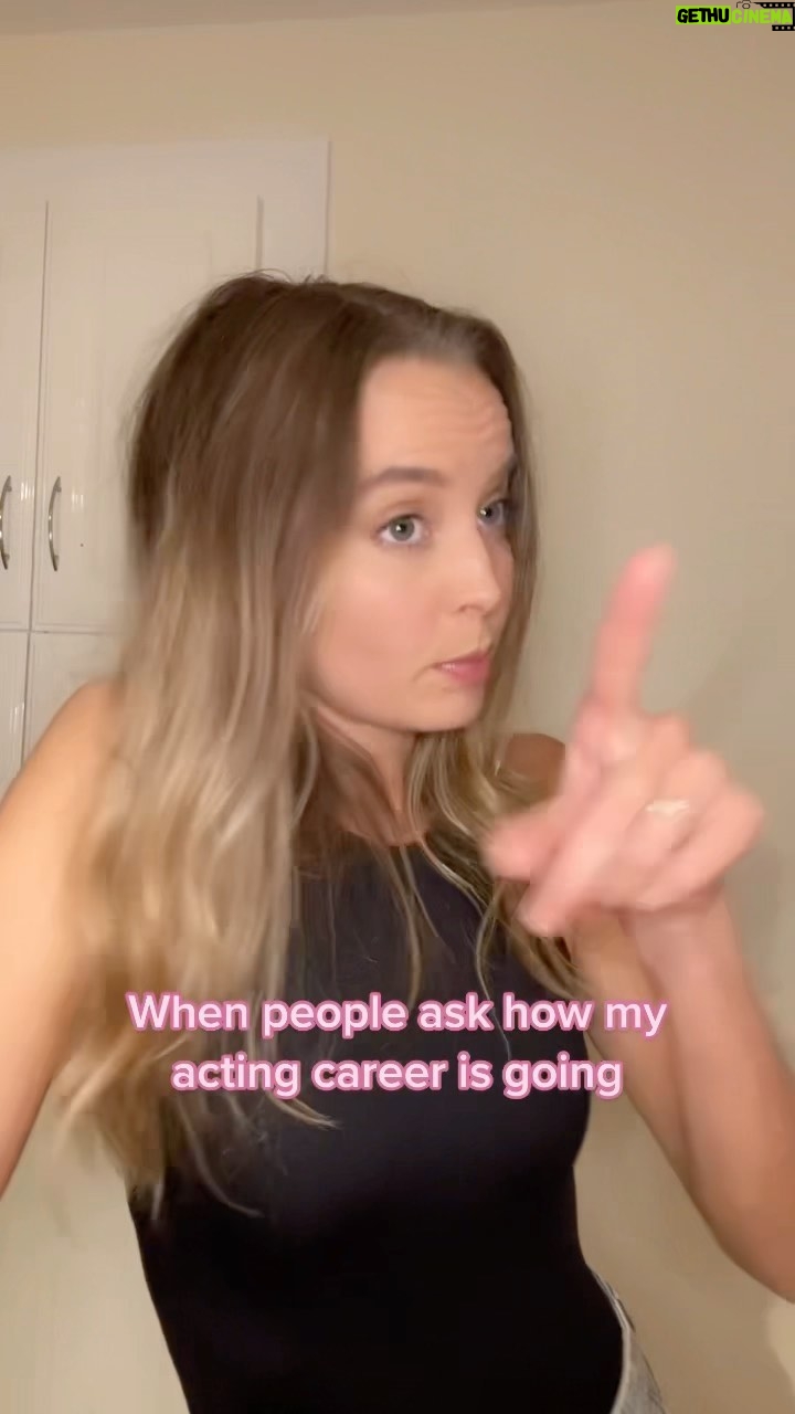 Sydney Bakich - 2.1K Likes - It do be like that but guys I have some EXCITING NEWS TOMORROW š«š #actor
