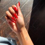 Sydney Park Instagram - New nails who dis!!!! @para_digm_collective