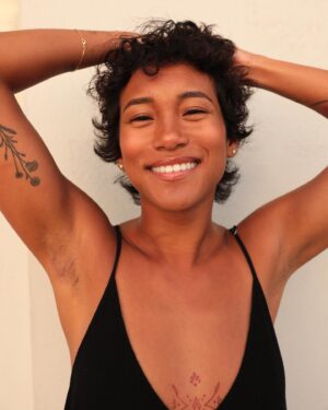 Sydney Park Instagram - Embracing flow and change. Giving thanks to God! I hope December is treating ya’ll well. Thank you again @collinstark for capturing my essence.