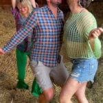 Sylvana IJsselmuiden Instagram - Ons favo trio 🥰 deel 1 #benbvolliefde #bbvolliefde #eenstukje #parodie #walter #claudia #anne #waltersdansjechallenge