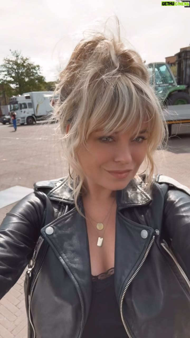 Sylvana IJsselmuiden Instagram - EUROPAPAAAPAAAAAAAAAA #awesome wie is er bij?