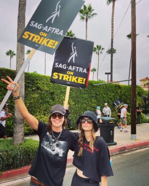 Sylvia Hoeks Instagram - #sagaftrastrong ✊🏽
 today everyday for everyone everywhere