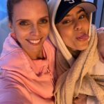Sylvie Tellier Instagram - Janvier en images c’est: 1- Ma tête à l’annonce officielle de mon nom comme porteur de flamme pour les JO 2- Offsite dans le Gers avec les équipes Eutopia 3- Dejeuner annuel de notre association Les Bonnes fées 4- Défilé Stéphane Rolland aux côtés de la belle Nadia Fares 5- Shooting de la collection printemps Lazypants et ma préoccupation pour mon derrière 😂 6- Fin de journée avec notre mannequin Ella 7- un shooting ça se prépare mieux sur un mur! 8- visite des équipes MissFrance pour fêter la nouvelle année 9- reprise du ski après 2ans de rééducation 10- qui dit reprise du ski dit réouverture du tire-fesses🤣 #janvier #images #souvenirs
