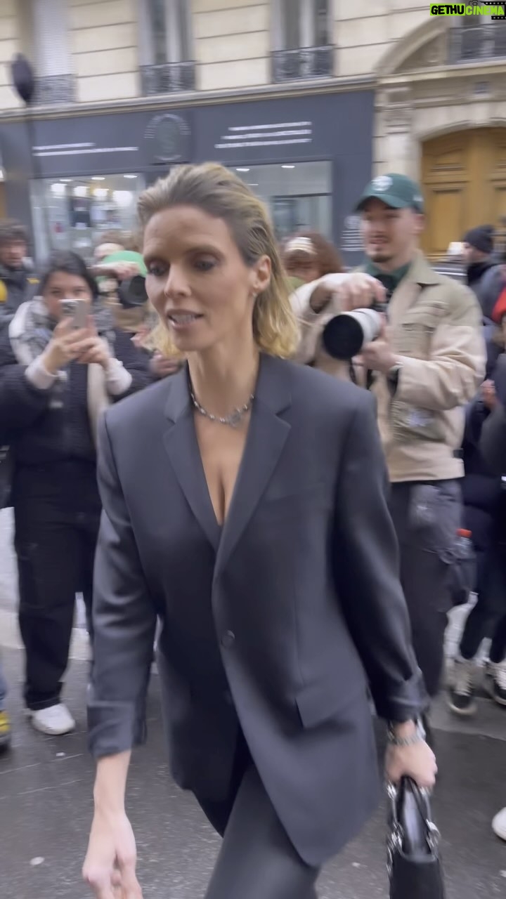 Sylvie Tellier Instagram - Show incroyable signé @stephanerolland_paris #pfw #hautecouture #paris
